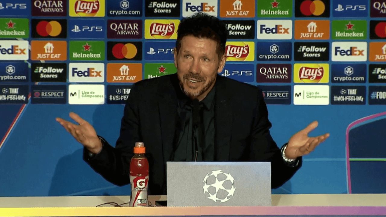 Cholo Simeone explota por el penal invalidado a Julián Álvarez y deja recado al Real Madrid