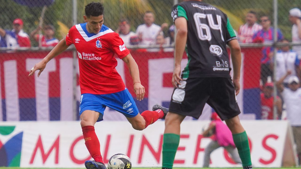 El motivo por el Oliver Benítez cambió su situación y ya juega con Olimpia