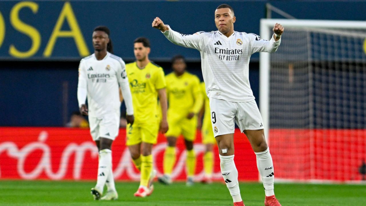 Real Madrid pasa el trago y remonta ante Villrreal para mantenerse en la pelea