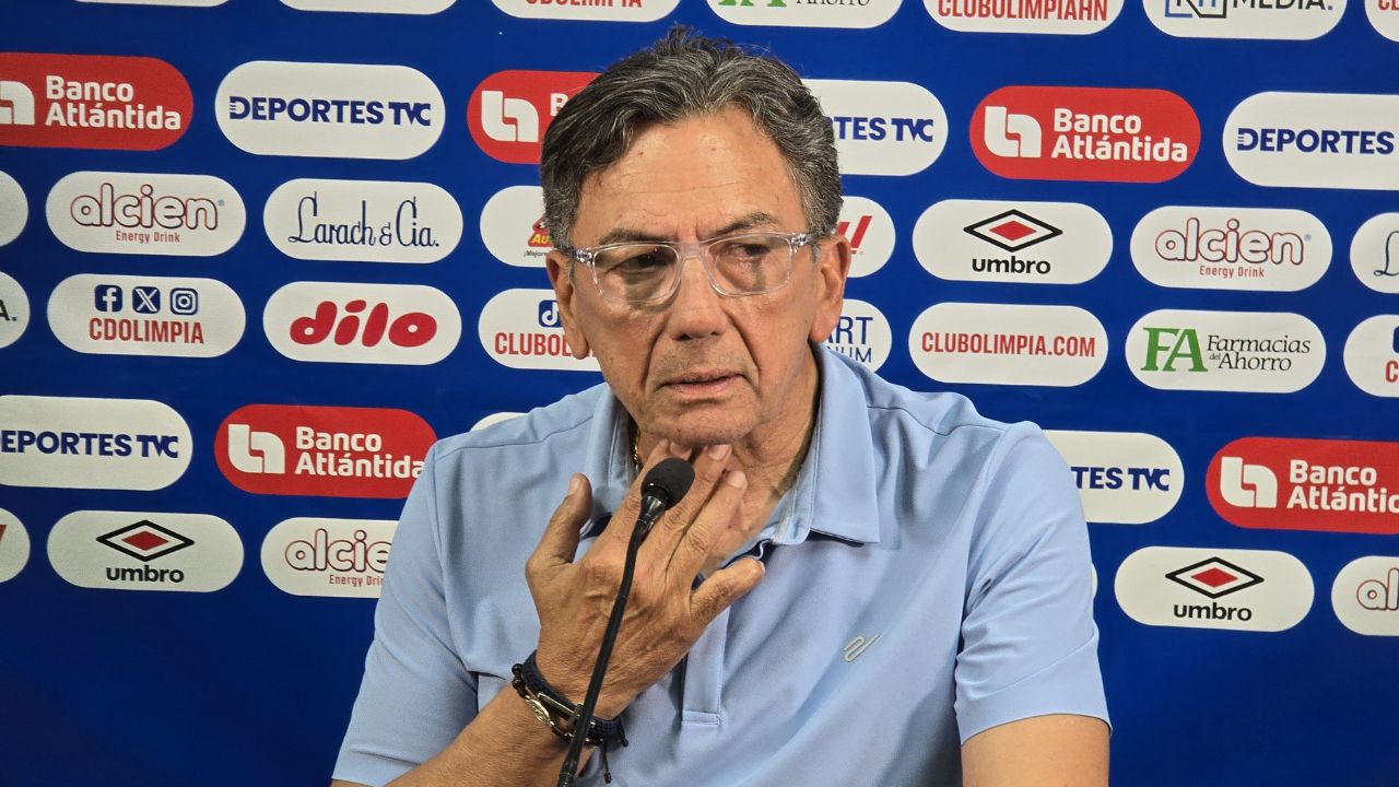 Salomón Nazar señala el problema que trata de solventar en Lobos