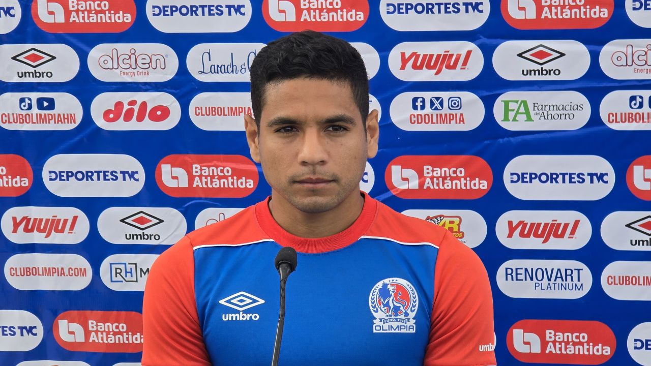 Carlos Pineda brinda solución a pérdida de tiempo en Liga Nacional
