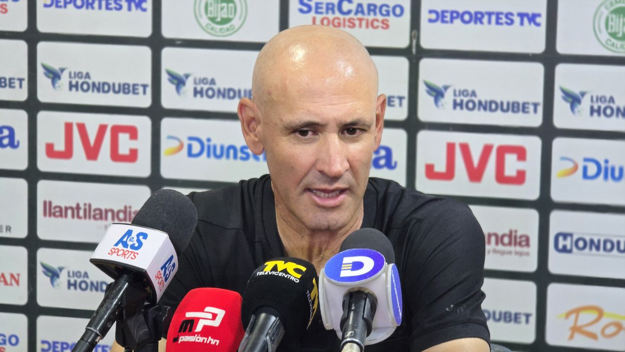 Eduardo Espinel revela lo que provoca que Olimpia vuelva a ganar en el torneo