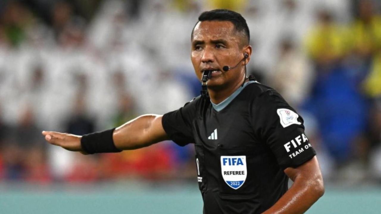 FIFA toma determinación con polémico árbitro Iván Barton