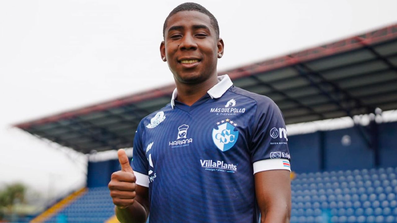 Jesús Batiz mete gol en triunfo del Cartaginés en la Liga de Costa Rica