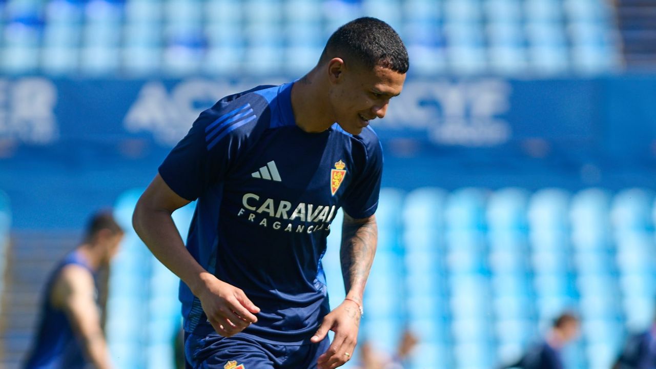 Kervin Arriaga se reintegra a los entrenamientos del Real Zaragoza
