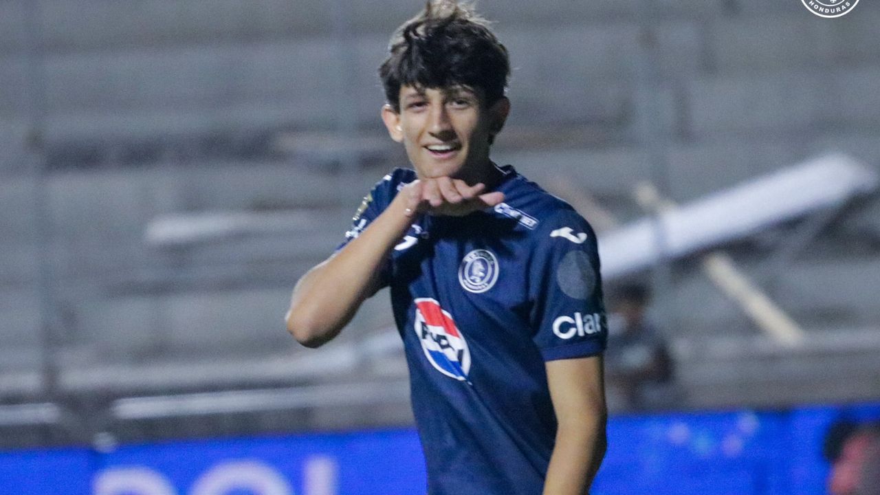 Mathías Vazquez anota Hat Trick en partido de las reservas del Motagua