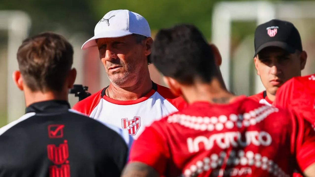 Instituto toma determinación con Pedro Troglio tras última derrota