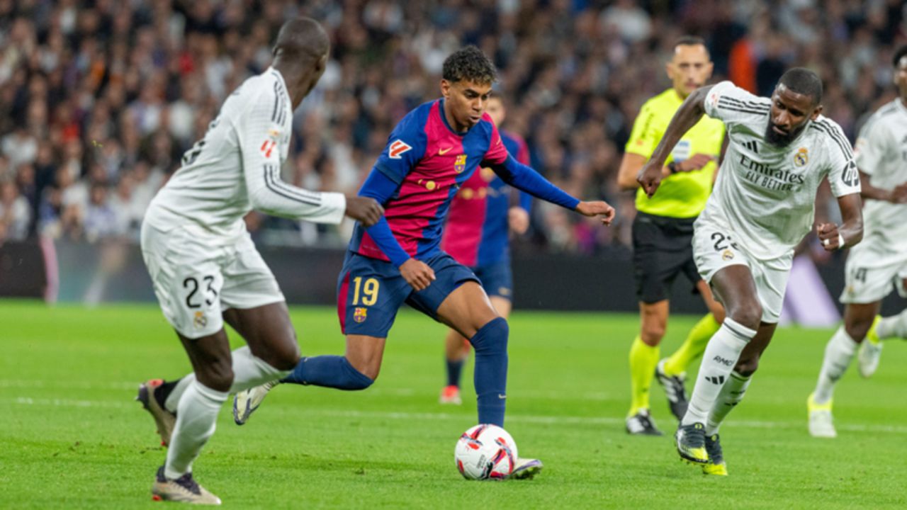 A qué hora juega Real Madrid hoy contra Barcelona: canal y dónde ver la final de Copa del Rey