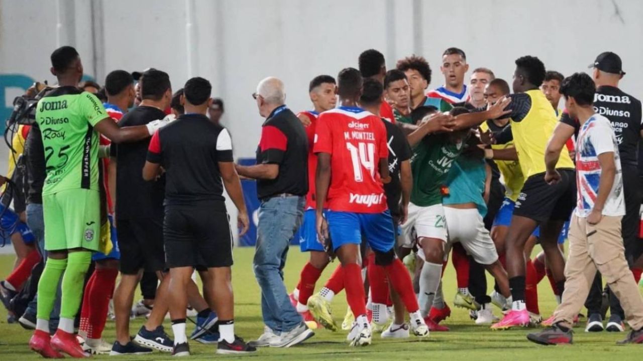 Comisión de Disciplina establece fuertes castigos tras pleito en el clásico Marathón vs Olimpia