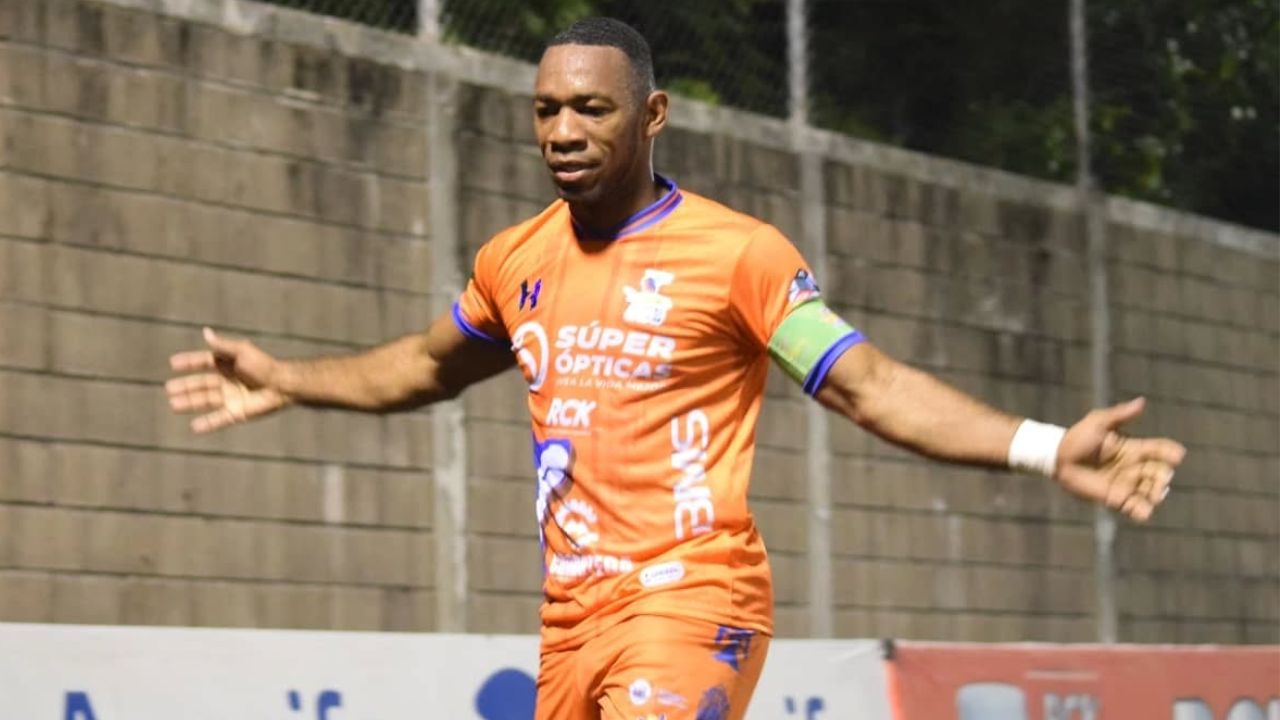 Lobos UPN vence a la Real Sociedad y sigue en el fondo de la tabla acumulada