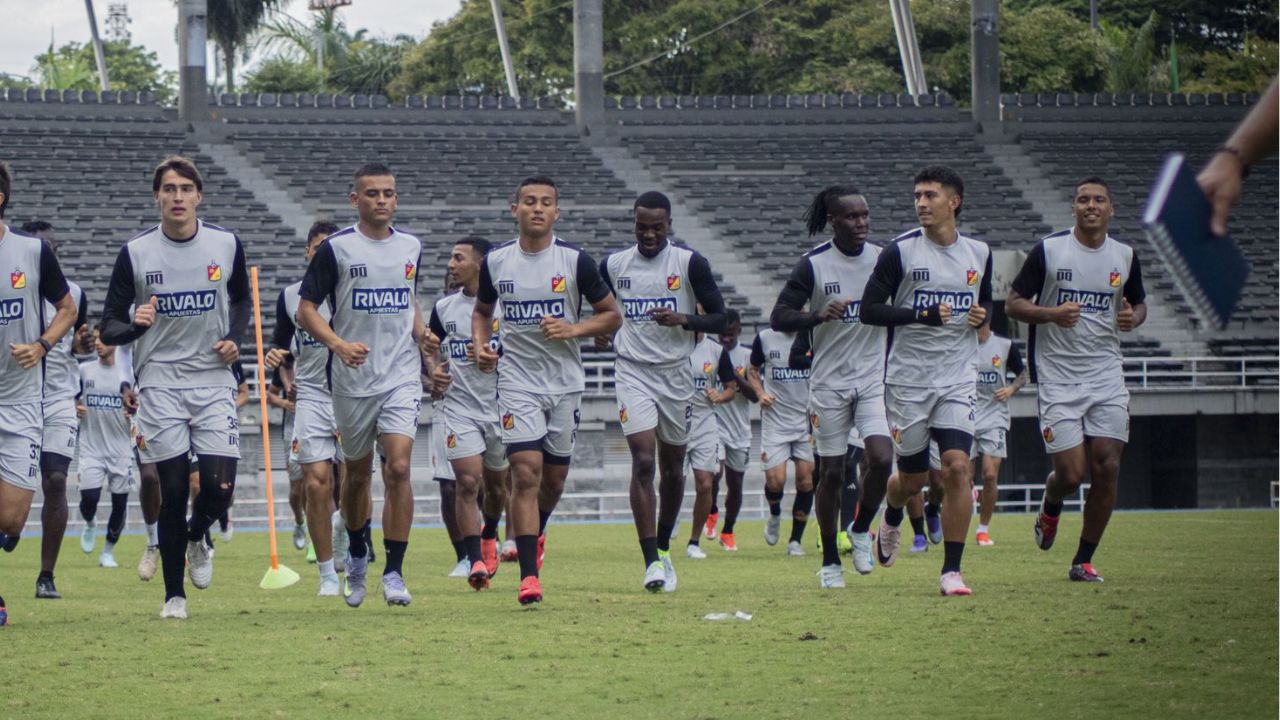 Rubilio Castillo enfrenta reto con el Deportivo Pereira de Colombia