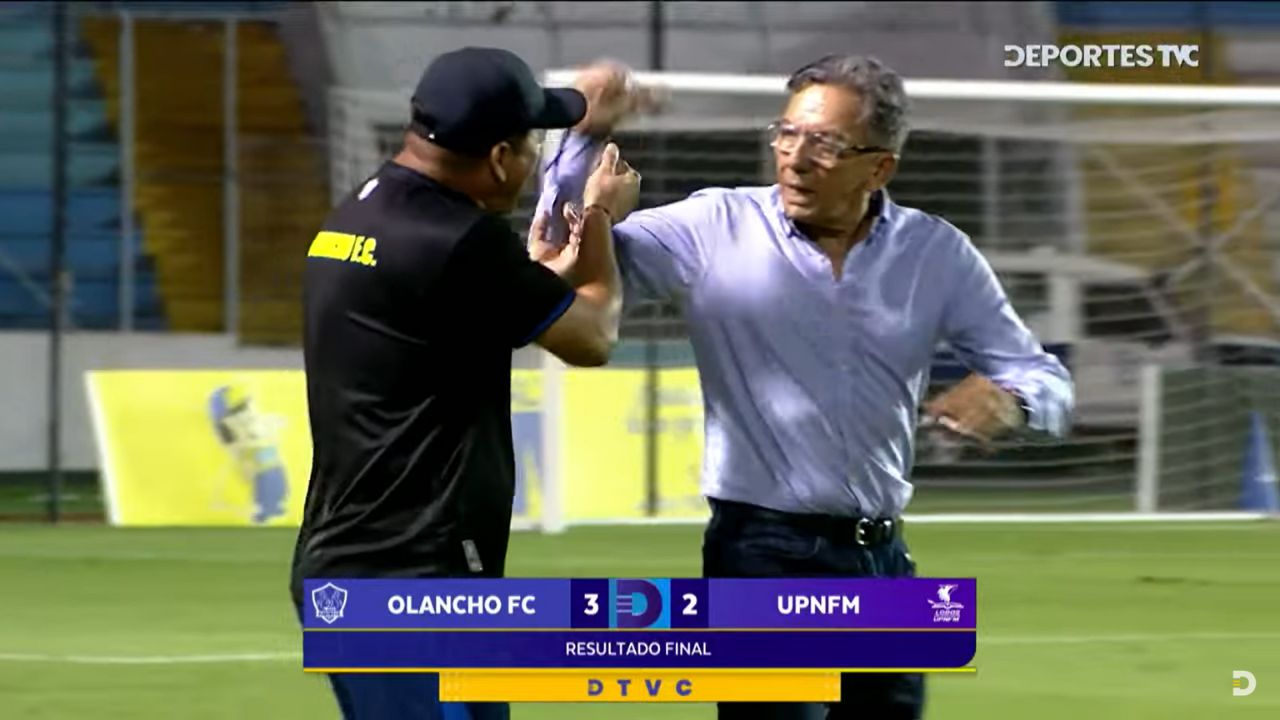 Así fue el tenso momento entre Tilguath y Nazar tras el Olancho FC vs Lobos UPNFM