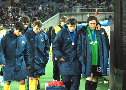 Jugadores del Boca Juniors desconsolados luego de perder la final del Mundial de Clubes 2027