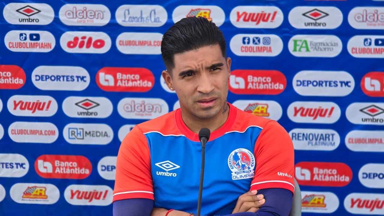 Michaell Chirinos reacciona a rumores que lo colocan fuera del Olimpia