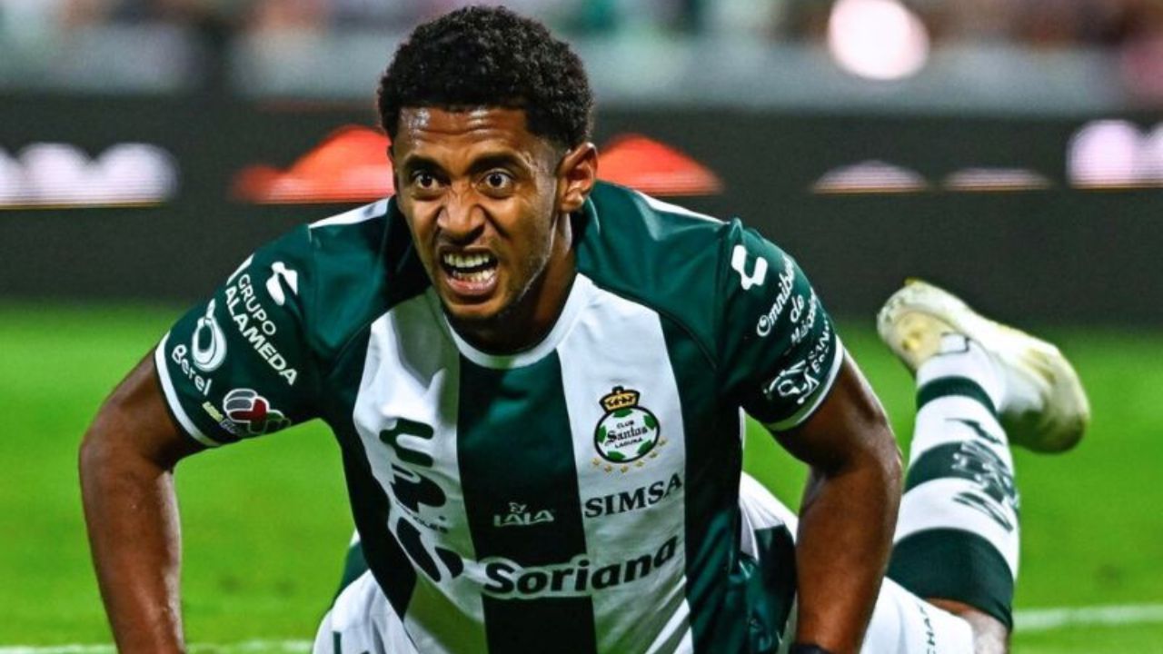 Choco Lozano deja en duda su continuidad en el Santos Laguna de México
