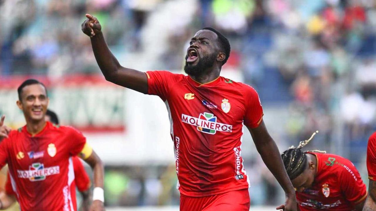 Geovanny Martínez define su equipo para el próximo torneo