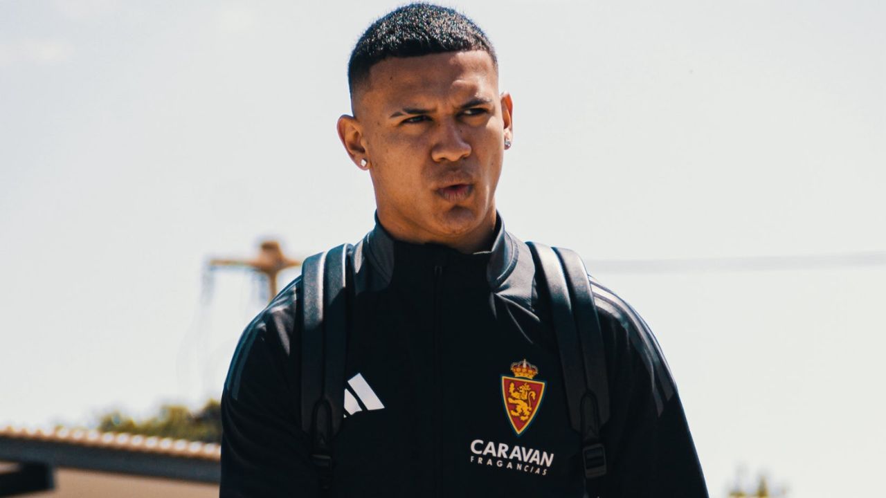 Kervin Arriaga reacciona ante problema de su fichaje con Real Zaragoza
