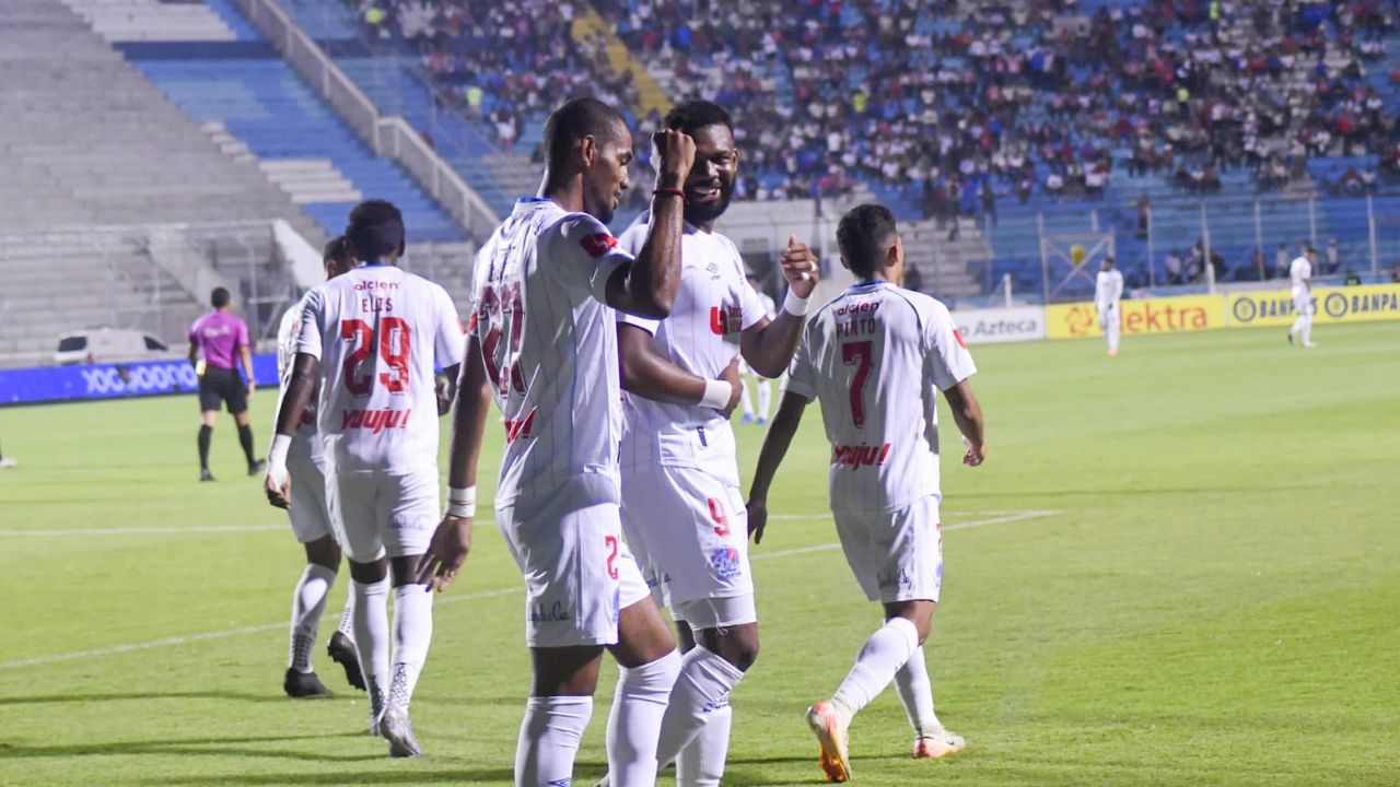 Olimpia venció sin problemas al Génesis y queda líder de las vueltas