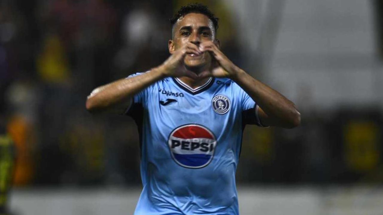 Motagua anuncia renovación de Denis Meléndez para el torneo Apertura