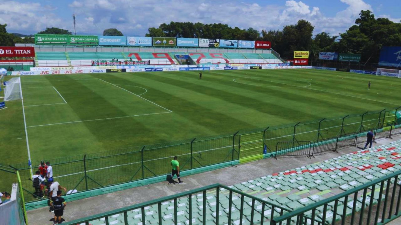 El estadio Yankel Rosenthal de Marathón podría cambiar de nombre