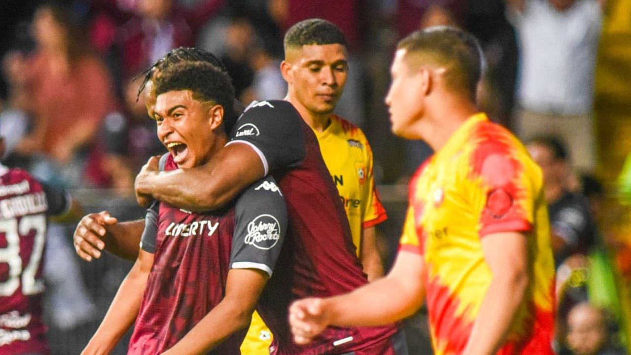 Getsel Montes sufre duro revés con Herediano ante el Saprissa