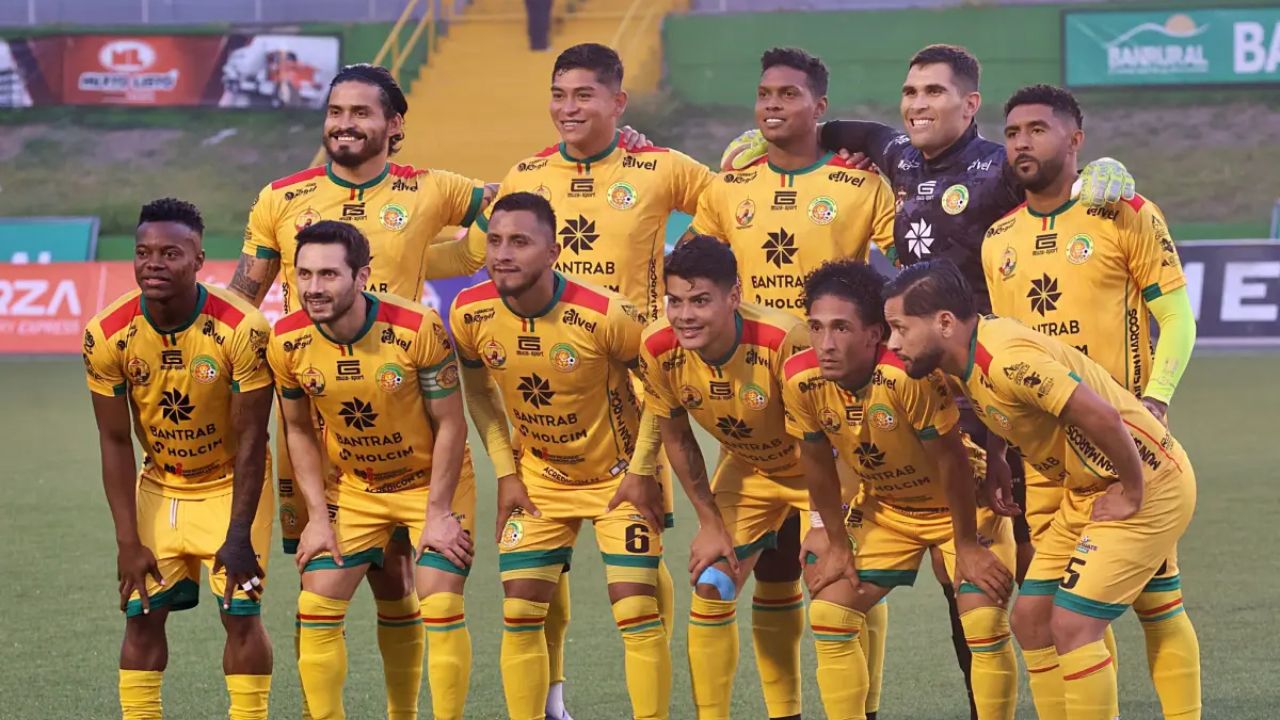 Junior Lacayo y Marquense hacen historia en Guatemala tras eliminar a Comunicaciones