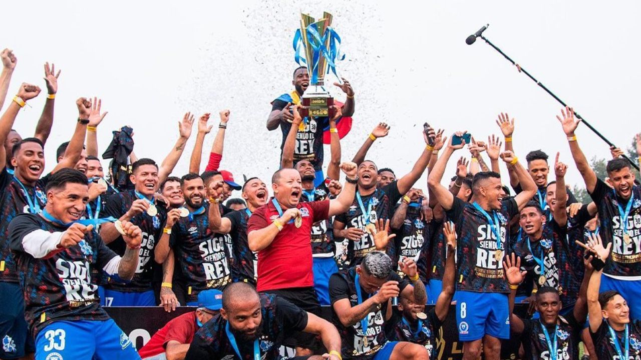 ¡Olimpia campeón! Estos son todos los títulos del Rey de Copas en la Liga Nacional de Honduras