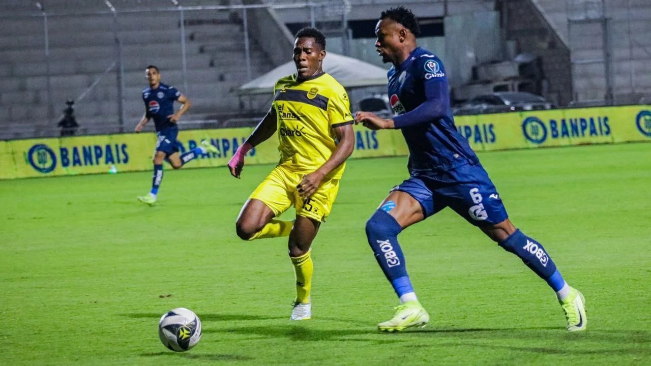 Real España vs Motagua hoy: ¿Cómo va?, alineaciones y canales para ver EN VIVO