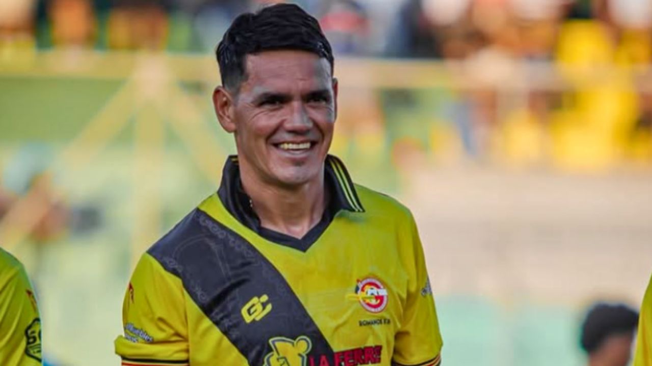 Roberto Moreira confirma por qué no siguió en Génesis tras la fusión con la Policía FC
