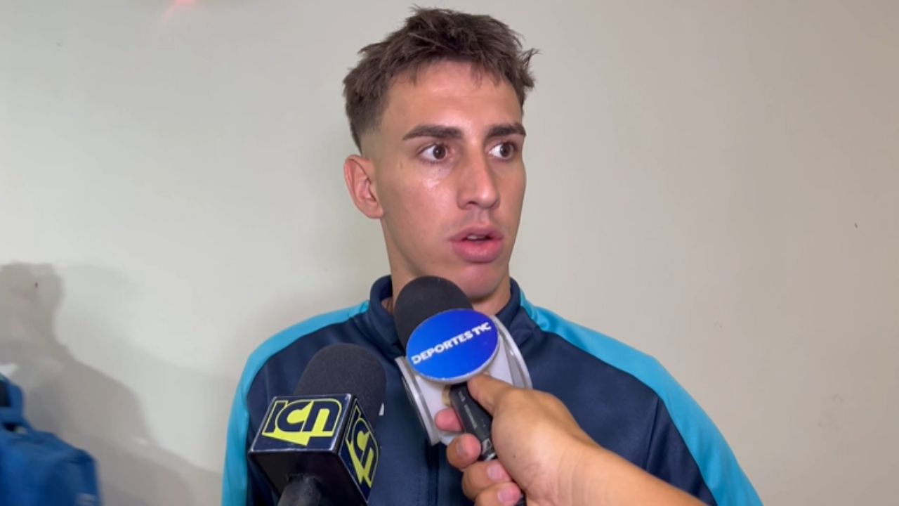 Rodrigo Auzmendi pide que se abra la nueva gradería del estadio Nacional contra Real España