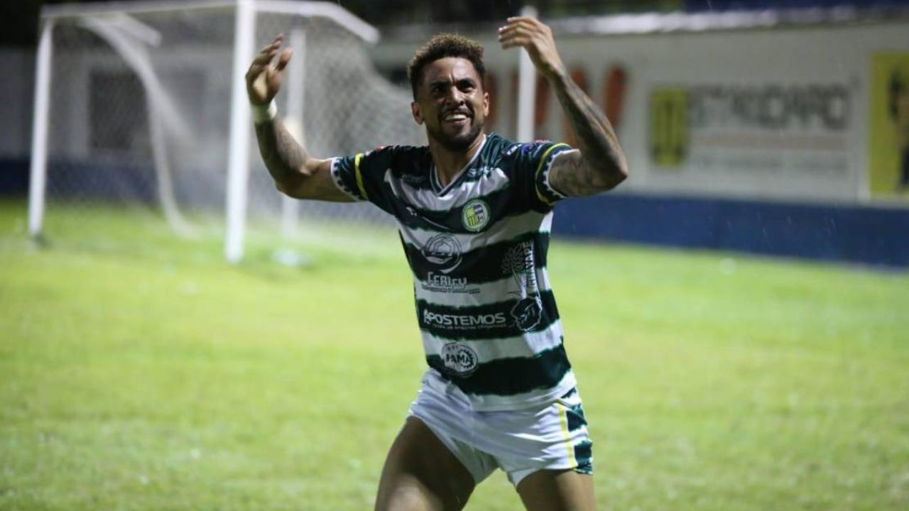 Rodrigo De Olivera sorprende al cambiar de club para el nuevo torneo de Liga Nacional
