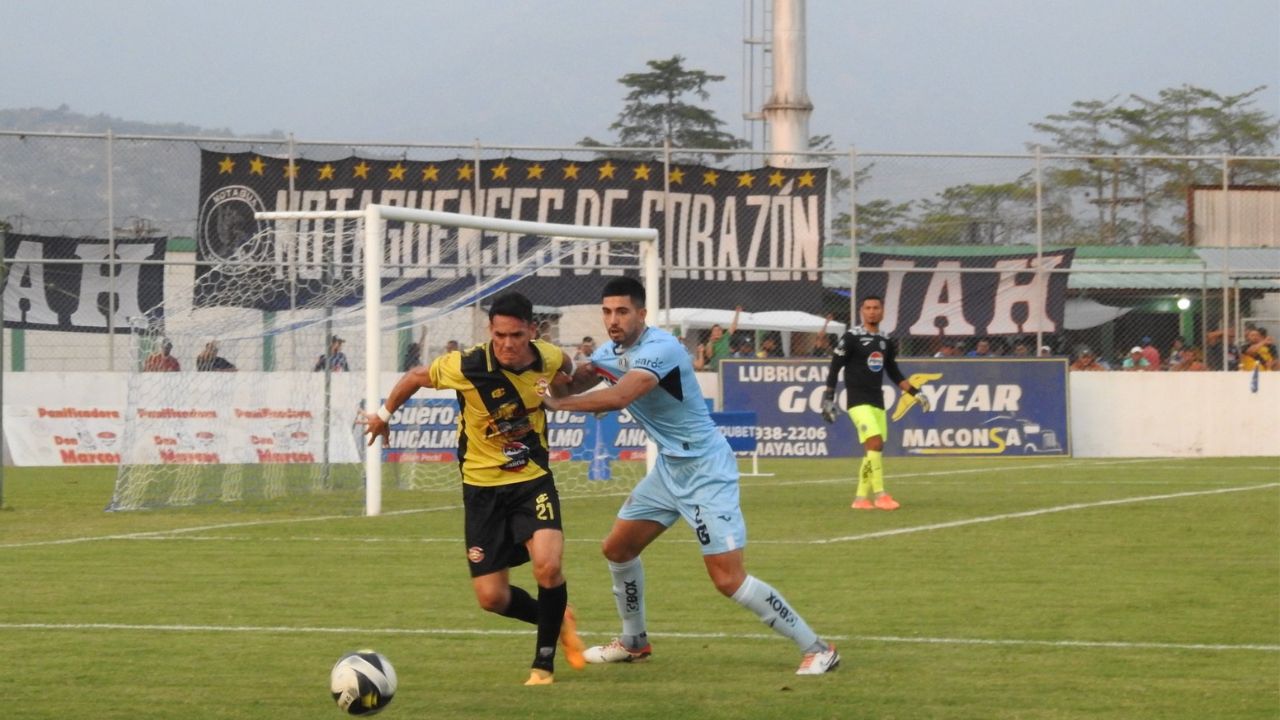 Roberto Moreira define su futuro tras eliminación del Génesis en repechaje