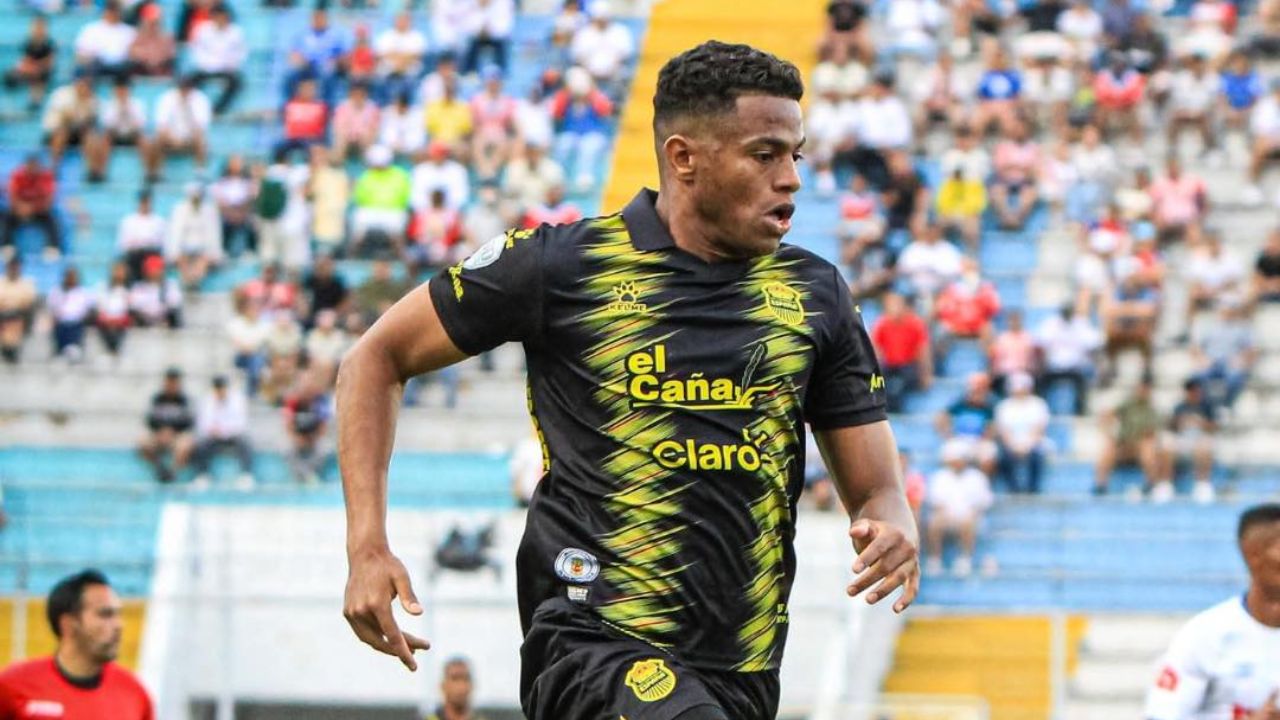 Real España toma determinación con delantero colombiano Yeison Moreno