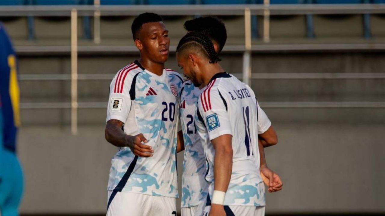 Costa Rica receta paliza a Bahamas para avanzar de ronda en eliminatorias