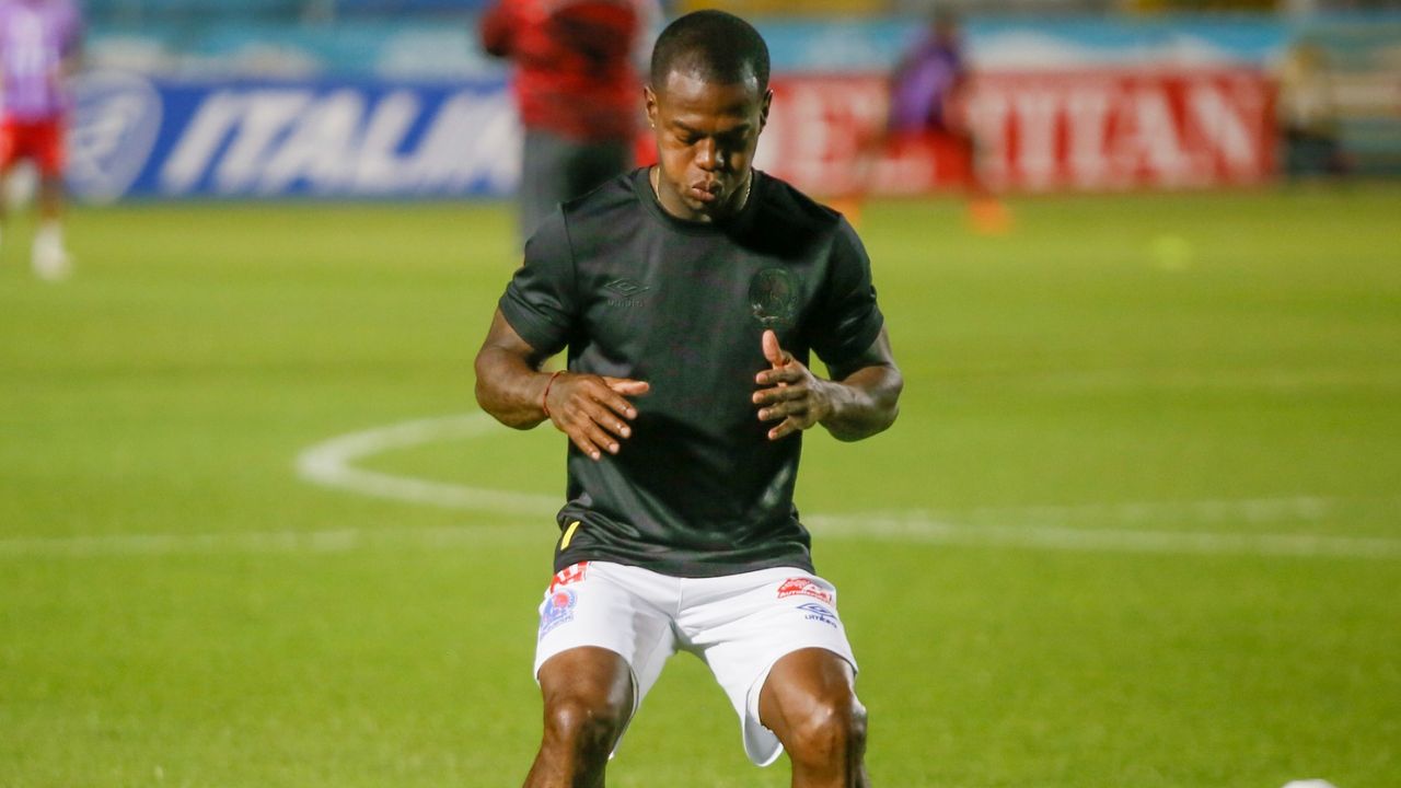 Edwin Solano es colocado en impensado club para el nuevo torneo