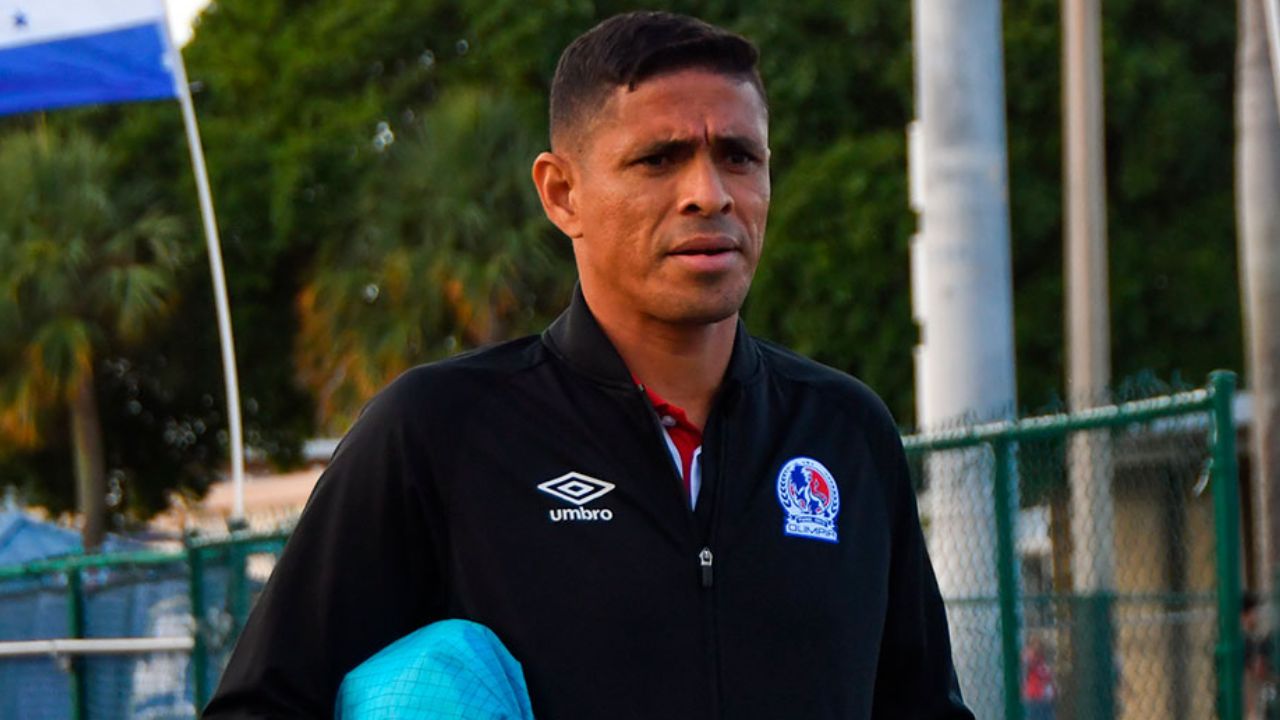 Juan Pablo Montes rompe el silencio tras su salida del Olimpia