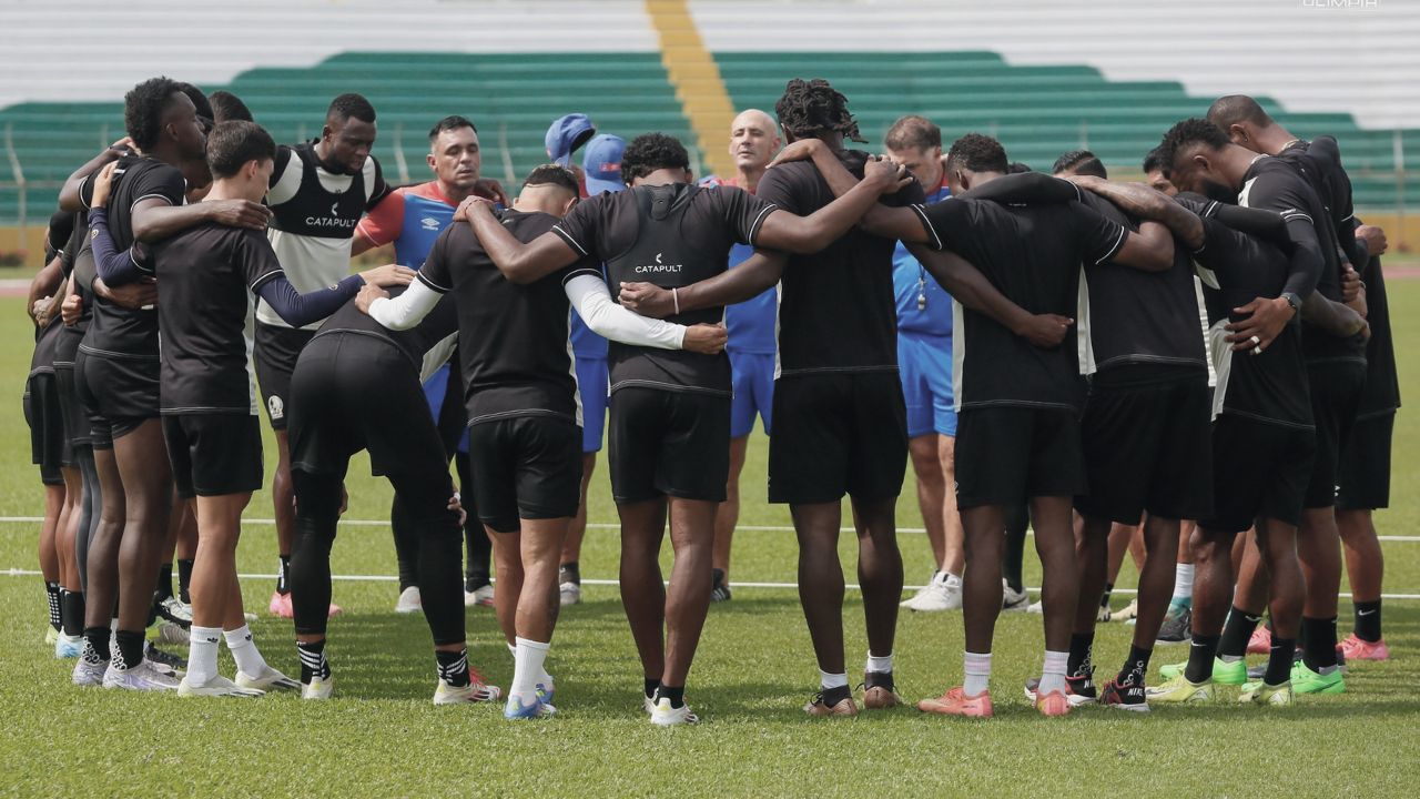 Los futbolistas del Olimpia que podrían ser castigados por disputar torneos burocráticos