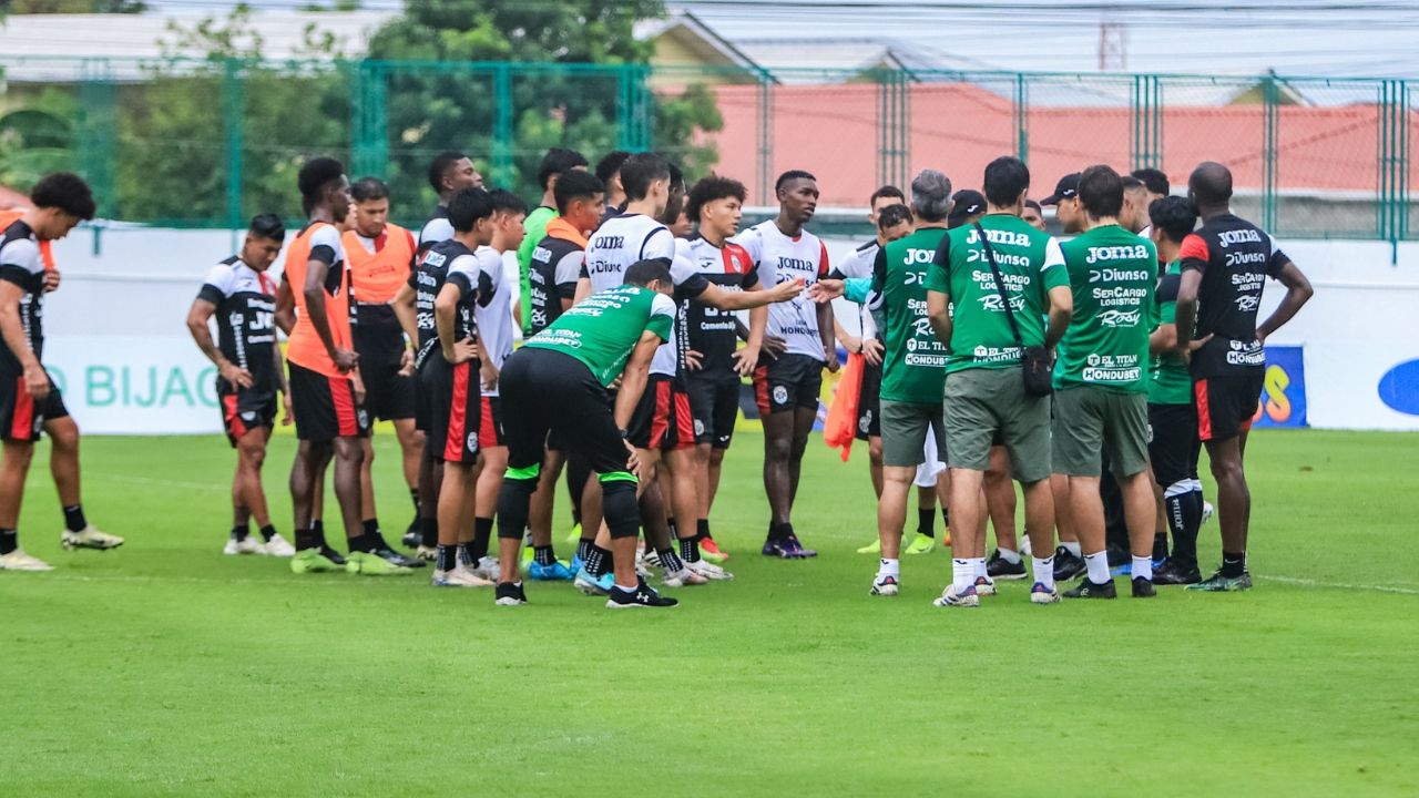 Marathón confirma dos bajas más tras llegada de Pablo Lavallén
