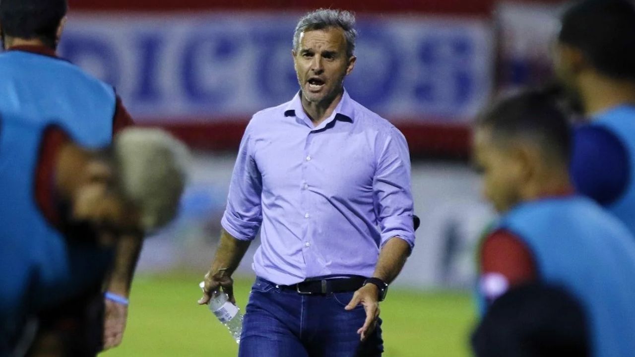 Pablo Lavallén es nuevo entrenador del Marathón para el torneo Apertura 2025