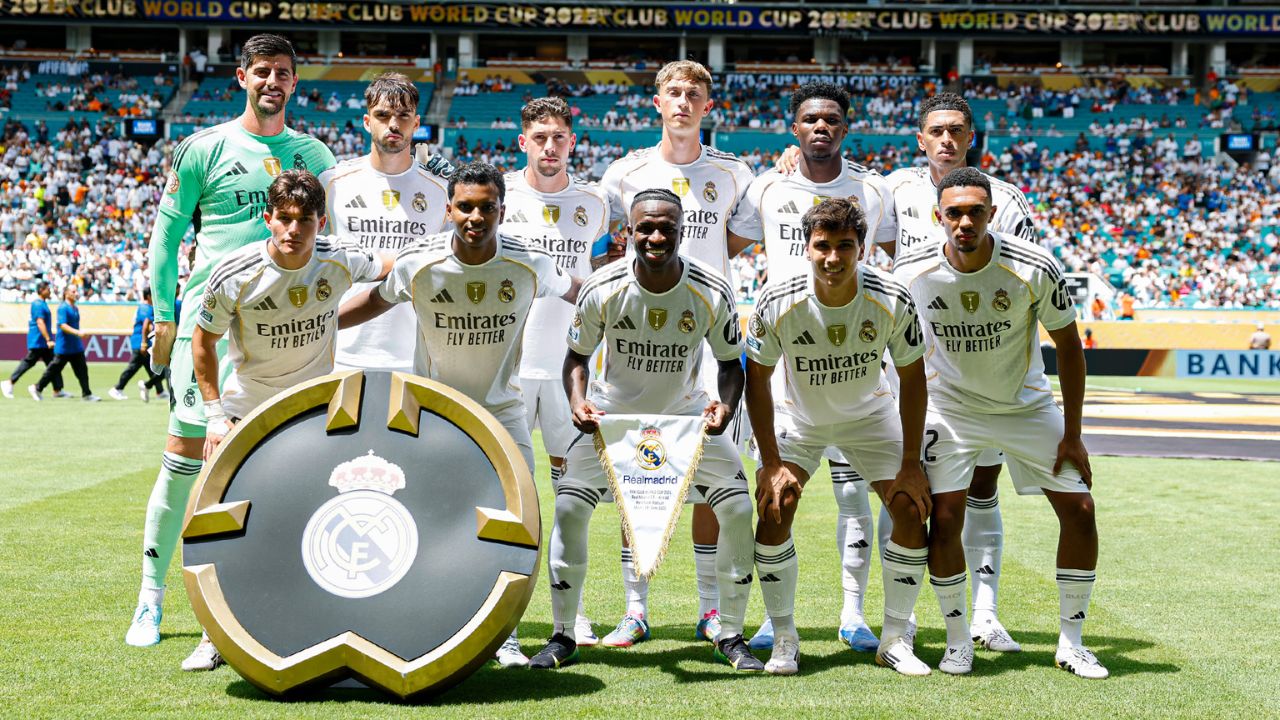 Vinicius se acalambró por culpa de la grama y Mbappé sigue enfermo en Real Madrid