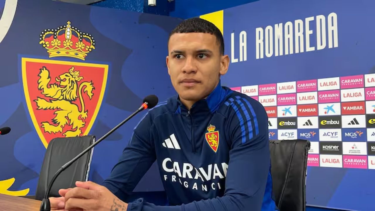 Real Zaragoza le deja mensaje a Kervin Arriaga tras dudas sobre su continuidad