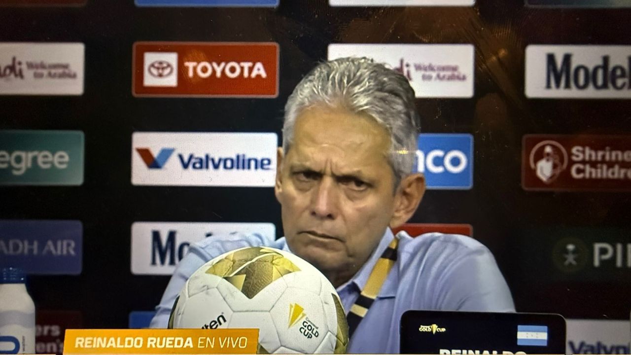Reinaldo Rueda explica sus cambios y adelanta cómo jugar vs Curazao