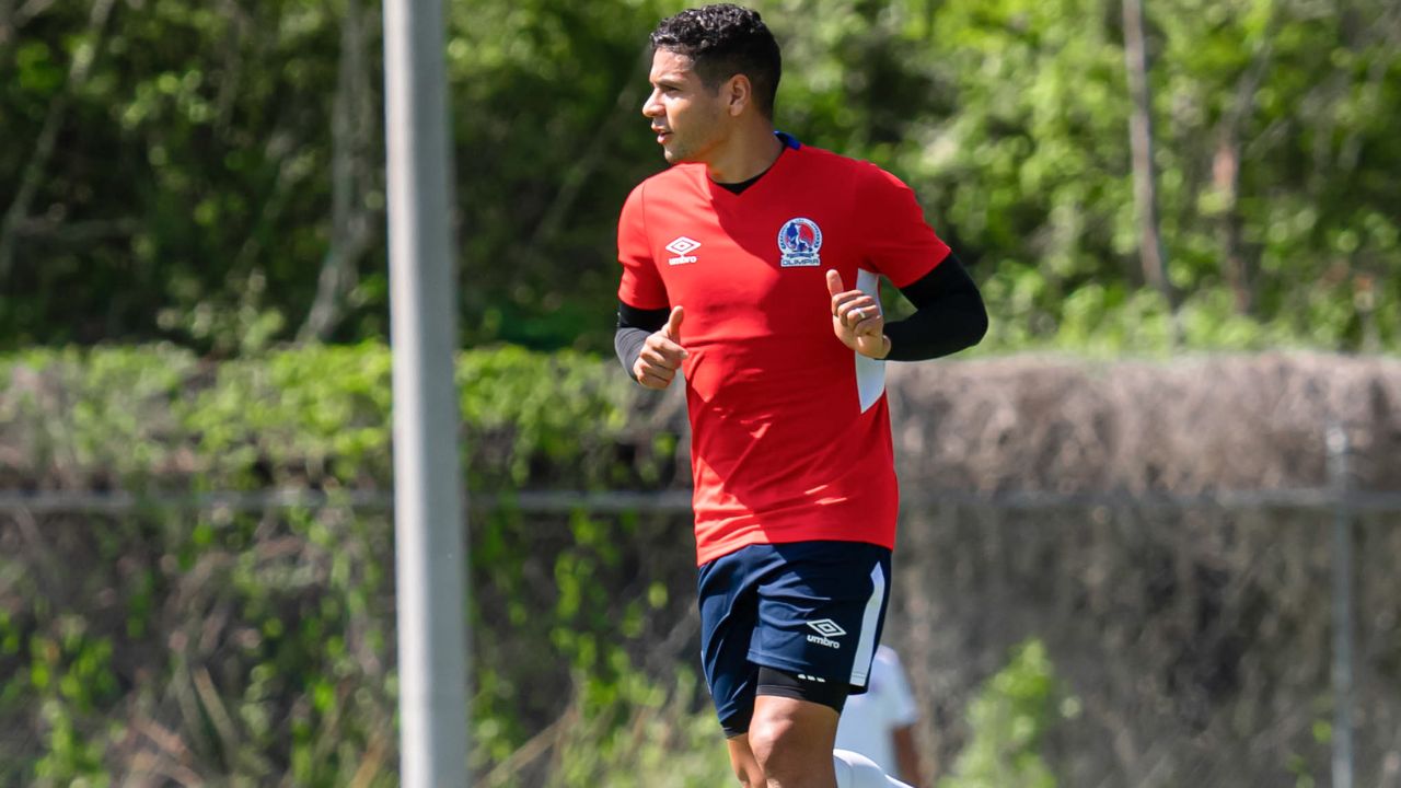 Carlos Pineda conoce su futuro tras quedarse sin contrato con el Olimpia