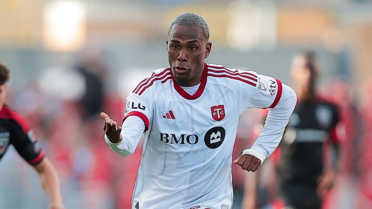 Deiby Flores ausente en duelo del Toronto FC contra Nashville de Andy Najar