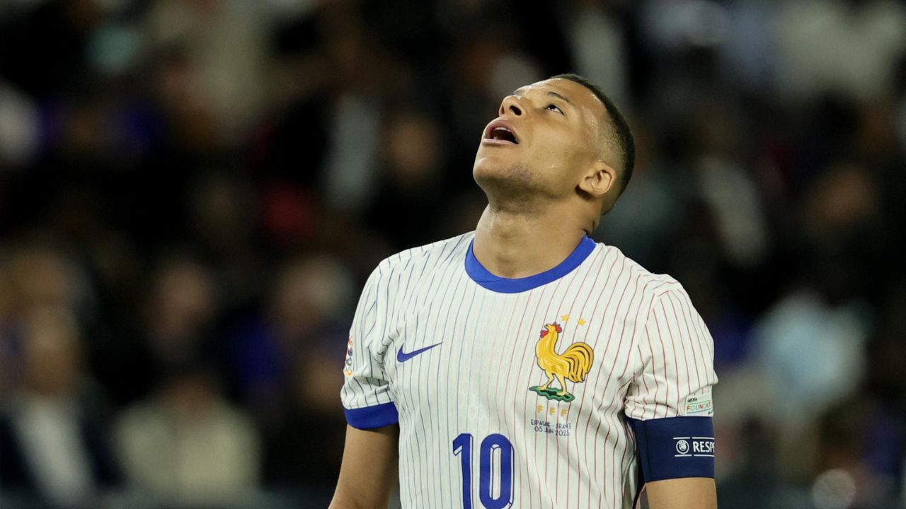 Kylian Mbappé es investigado en Francia por darle dinero a policías