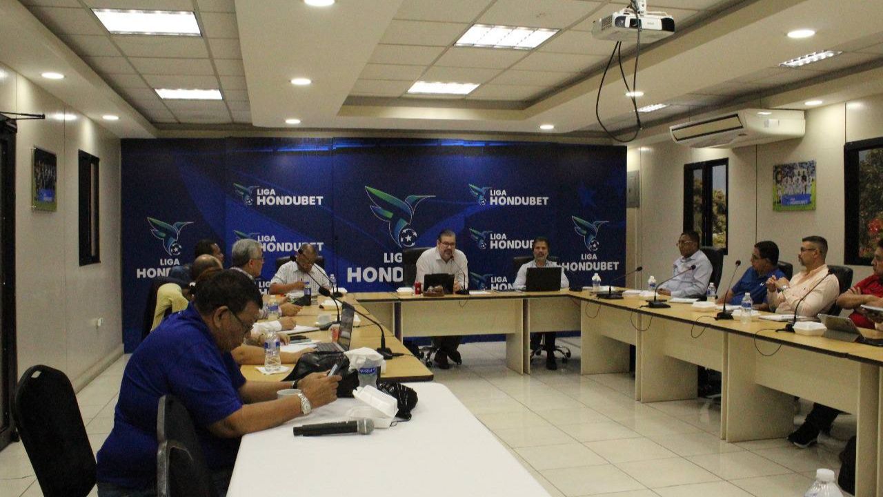 Liga Nacional confirma llegada del VAR a Honduras para este año