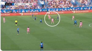 Lionel Messi da asistencia a un rival en el Montreal vs Inter Miami