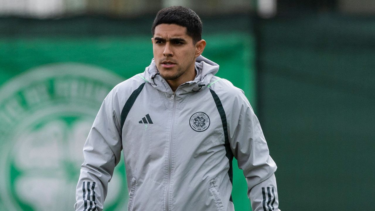 Luis Palma conoce la decisión que tomó el Celtic respecto a su futuro en el equipo