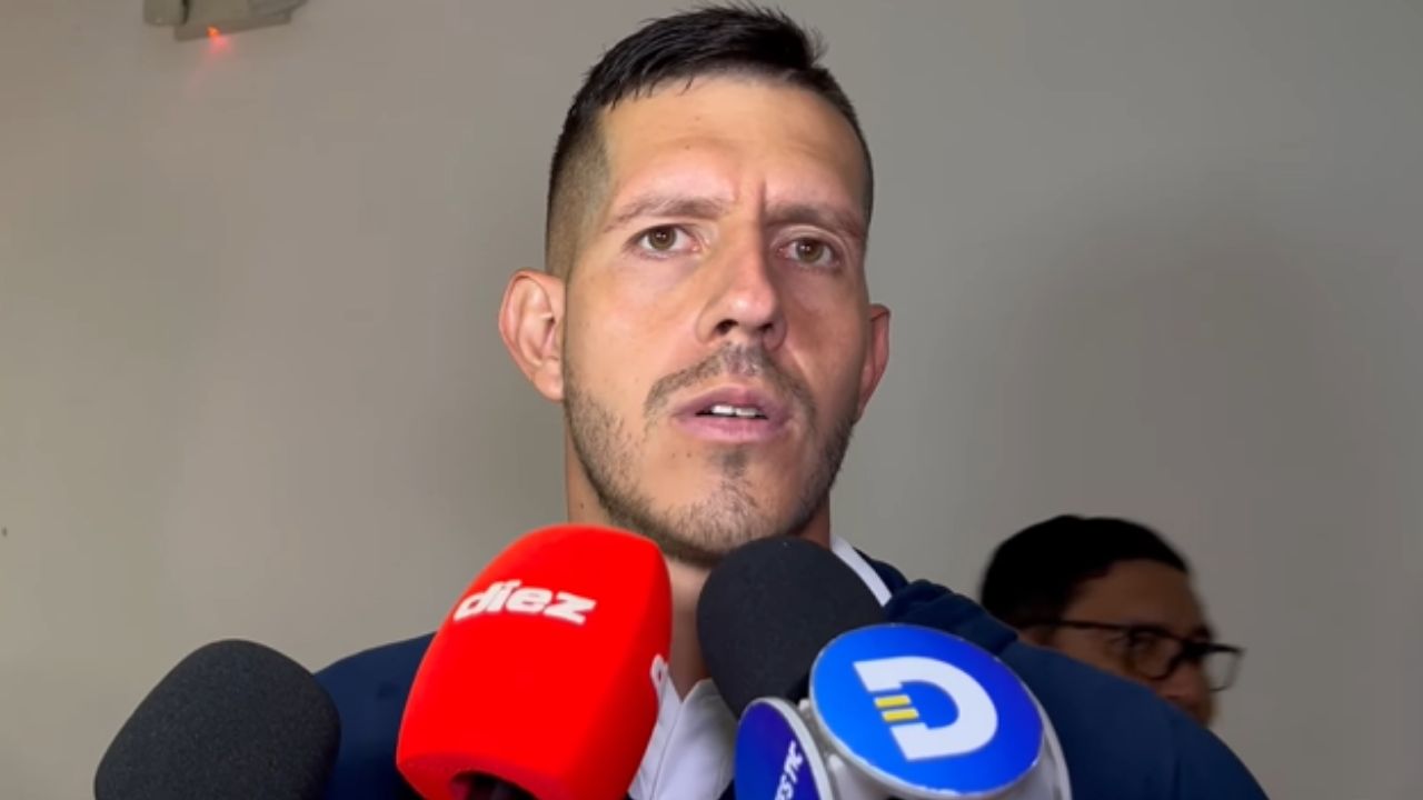 Andrés Salazar asegura que no teme pelear la titularidad con Edrick Menjívar
