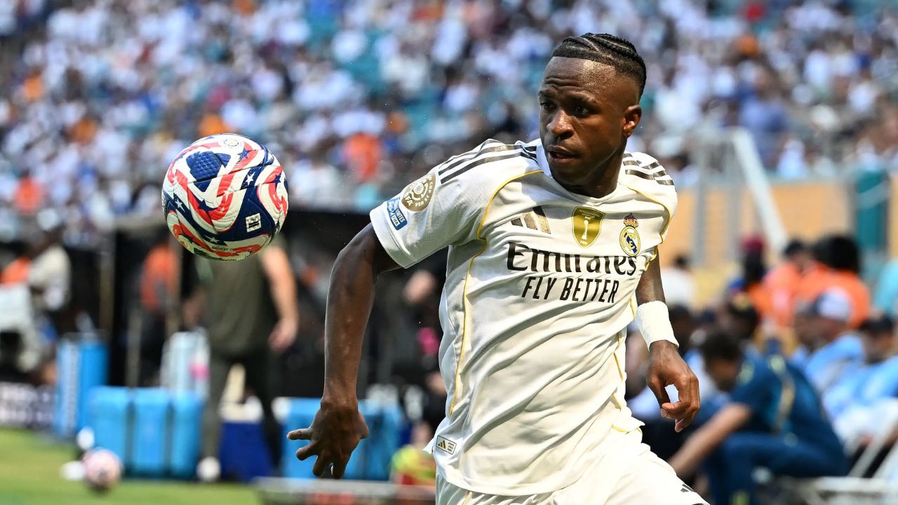 La petición de Vinicius Junior al Real Madrid para renovar su contrato